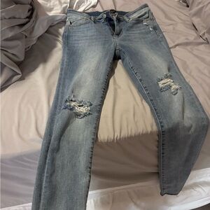 Judy Blue Light Blue Straight Leg Distressed Jeans